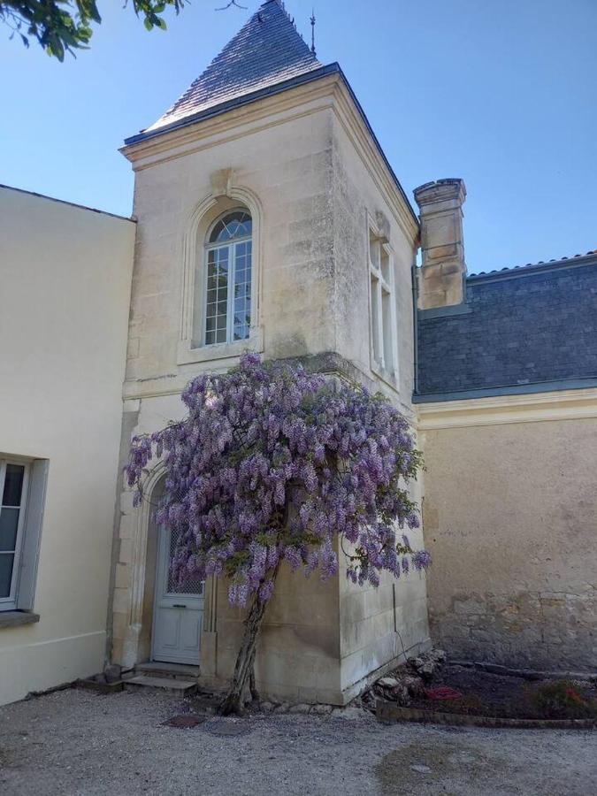 La Grelauderie 1 Apartment Saintes Exterior photo